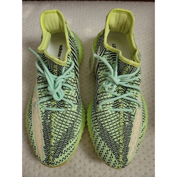 NIB Adidas Yeezy Boost 350 V2 Yeezreel Non-Reflective FW5191, size 10 - Picture 2 of 8